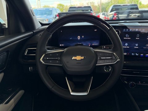 Certified Pre-Owned Iridescent Pearl Tricoat 2025 Chevrolet Traverse High Country FWD - photo 19 - Stock #261264A