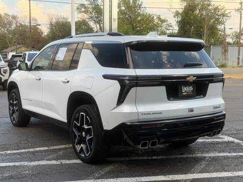 Certified Pre-Owned Iridescent Pearl Tricoat 2025 Chevrolet Traverse High Country FWD - photo 7 - Stock #261264A