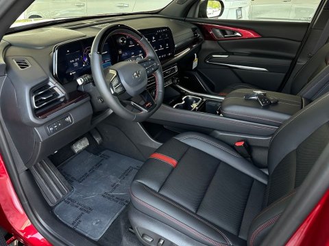 New Radiant Red Tintcoat 2026 Chevrolet Traverse RS FWD - photo 10 - Stock #261093