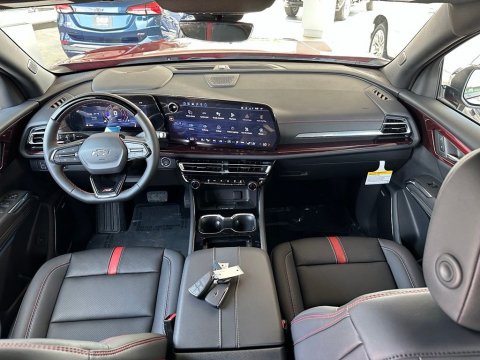 New Radiant Red Tintcoat 2026 Chevrolet Traverse RS FWD - photo 20 - Stock #261093