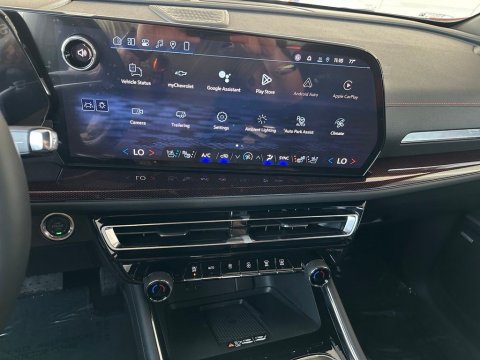 New Radiant Red Tintcoat 2026 Chevrolet Traverse RS FWD - photo 24 - Stock #261093