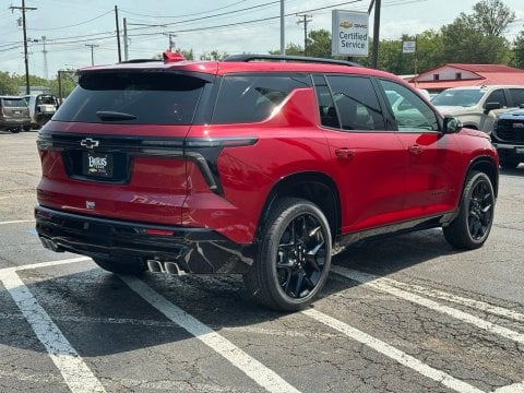 New Radiant Red Tintcoat 2026 Chevrolet Traverse RS FWD - photo 6 - Stock #261093