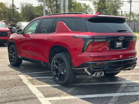 New Radiant Red Tintcoat 2026 Chevrolet Traverse RS FWD - photo 7 - Stock #261093