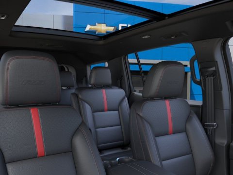 New Mosaic Black Metallic 2027 Chevrolet Traverse RS FWD - photo 24 - Stock #270030
