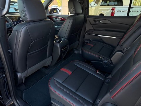 New Mosaic Black Metallic 2027 Chevrolet Traverse RS FWD - photo 15 - Stock #270031