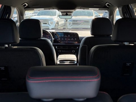 New Mosaic Black Metallic 2027 Chevrolet Traverse RS FWD - photo 9 - Stock #270031