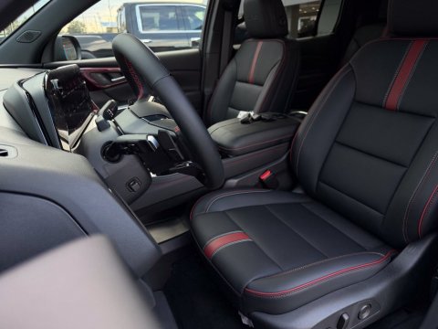 New Mosaic Black Metallic 2027 Chevrolet Traverse RS FWD - photo 13 - Stock #270038