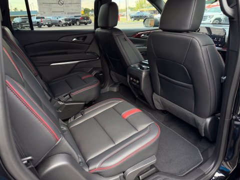 New Mosaic Black Metallic 2027 Chevrolet Traverse RS FWD - photo 18 - Stock #270038