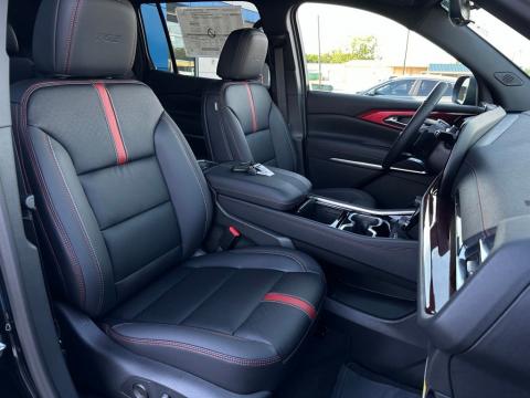 New Mosaic Black Metallic 2026 Chevrolet Traverse RS FWD - photo 17 - Stock #260868