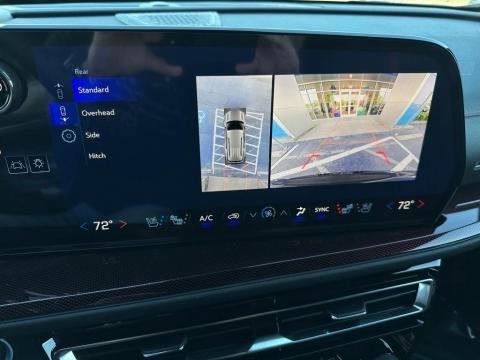 New Mosaic Black Metallic 2026 Chevrolet Traverse RS FWD - photo 27 - Stock #260868
