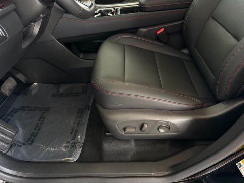 New Mosaic Black Metallic 2026 Chevrolet Traverse Z71 AWD - photo 12 - Stock #261240