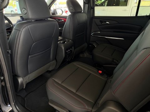 New Mosaic Black Metallic 2026 Chevrolet Traverse Z71 AWD - photo 15 - Stock #261240