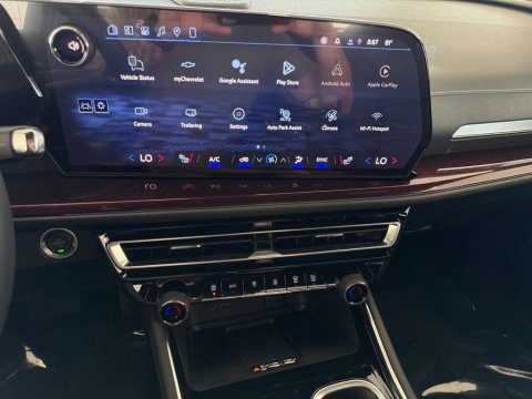 New Mosaic Black Metallic 2026 Chevrolet Traverse Z71 AWD - photo 24 - Stock #261240