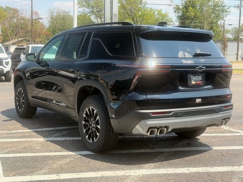 New Mosaic Black Metallic 2026 Chevrolet Traverse Z71 AWD - photo 7 - Stock #261240