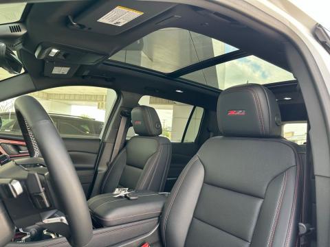 New Polar White Tricoat 2026 Chevrolet Traverse Z71 AWD - photo 14 - Stock #260781