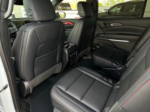 New Polar White Tricoat 2026 Chevrolet Traverse Z71 AWD - photo 15 - Stock #260781