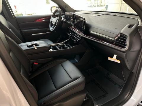 New Polar White Tricoat 2026 Chevrolet Traverse Z71 AWD - photo 16 - Stock #260781