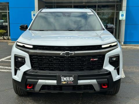 New Polar White Tricoat 2026 Chevrolet Traverse Z71 AWD - photo 2 - Stock #260781