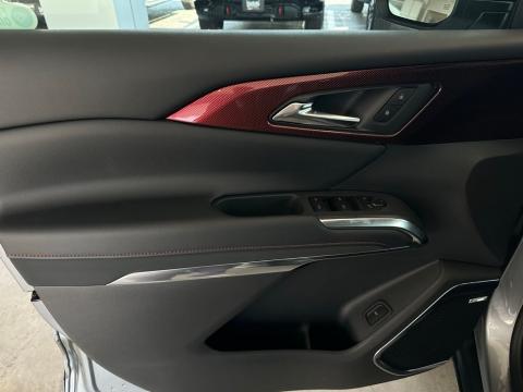 New Sterling Gray Metallic 2026 Chevrolet Traverse Z71 AWD - photo 11 - Stock #260788