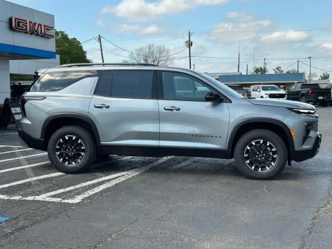 New Sterling Gray Metallic 2026 Chevrolet Traverse Z71 AWD - photo 4 - Stock #260788