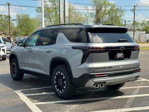 New Sterling Gray Metallic 2026 Chevrolet Traverse Z71 AWD - photo 7 - Stock #260788