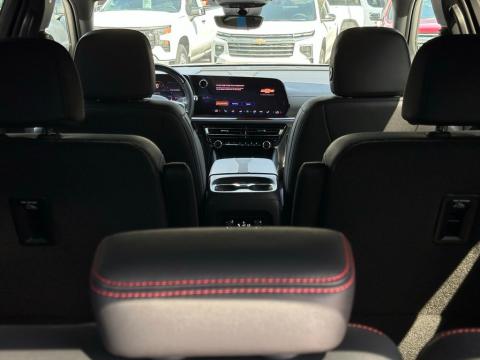 New Sterling Gray Metallic 2026 Chevrolet Traverse Z71 AWD - photo 9 - Stock #260788