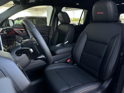 New Mosaic Black Metallic 2026 Chevrolet Traverse Z71 AWD - photo 13 - Stock #260758