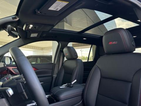 New Mosaic Black Metallic 2026 Chevrolet Traverse Z71 AWD - photo 14 - Stock #260758