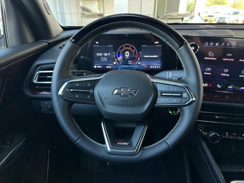 New Mosaic Black Metallic 2026 Chevrolet Traverse Z71 AWD - photo 18 - Stock #260758