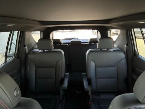 New Mosaic Black Metallic 2026 Chevrolet Traverse Z71 AWD - photo 25 - Stock #260758