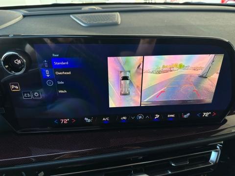 New Mosaic Black Metallic 2026 Chevrolet Traverse Z71 AWD - photo 26 - Stock #260758