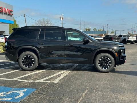 New Mosaic Black Metallic 2026 Chevrolet Traverse Z71 AWD - photo 4 - Stock #260758