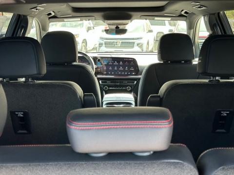 New Mosaic Black Metallic 2026 Chevrolet Traverse Z71 AWD - photo 9 - Stock #260758