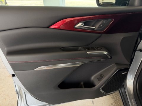 New Sterling Gray Metallic 2026 Chevrolet Traverse Z71 AWD - photo 11 - Stock #261242