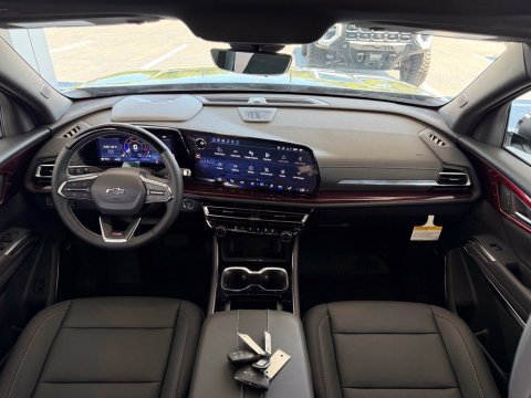 New Sterling Gray Metallic 2026 Chevrolet Traverse Z71 AWD - photo 21 - Stock #261242