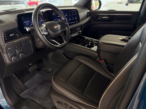 Pre-Owned Lakeshore Blue Metallic 2025 Chevrolet Suburban Premier RWD - photo 12 - Stock #A1100