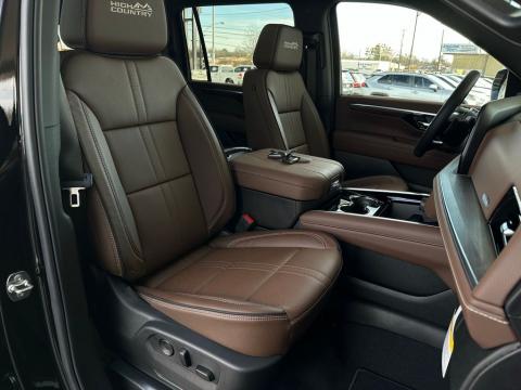 New Black 2026 Chevrolet Suburban High Country RWD - photo 17 - Stock #260526