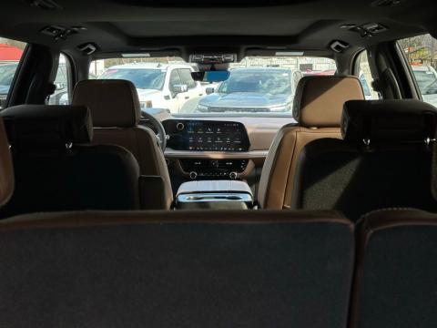 New Black 2026 Chevrolet Suburban High Country RWD - photo 9 - Stock #260526