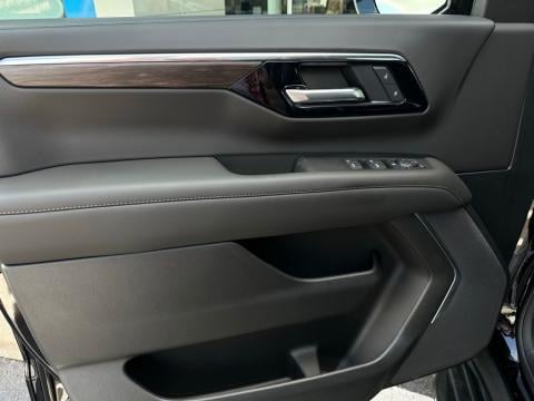 New Black 2026 Chevrolet Tahoe LS RWD - photo 11 - Stock #260984
