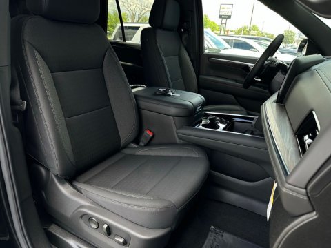New Black 2026 Chevrolet Tahoe LS RWD - photo 17 - Stock #260984