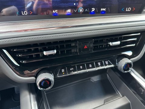 New Black 2026 Chevrolet Tahoe LS RWD - photo 25 - Stock #260984