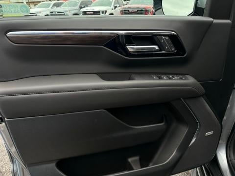 New Sterling Gray Metallic 2026 Chevrolet Tahoe LT RWD - photo 11 - Stock #261007
