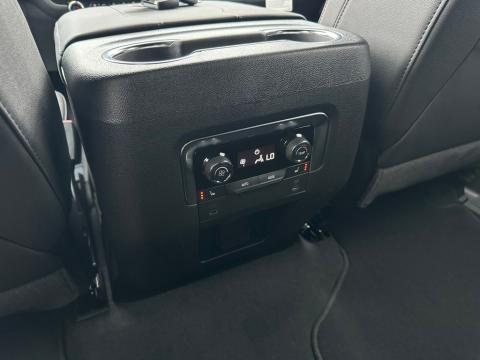 New Sterling Gray Metallic 2026 Chevrolet Tahoe LT RWD - photo 22 - Stock #261007