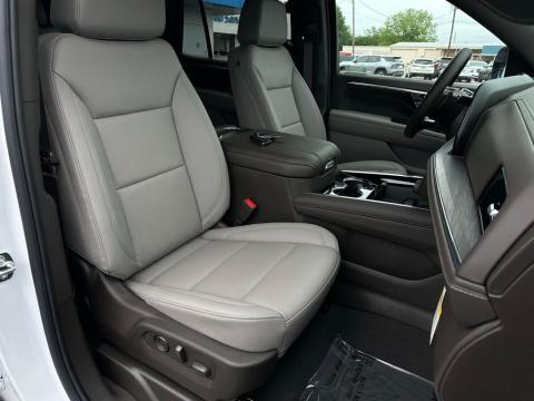 New Summit White 2026 Chevrolet Tahoe LT RWD - photo 17 - Stock #260864