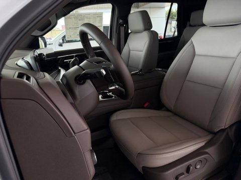 New Summit White 2026 Chevrolet Tahoe LT RWD - photo 13 - Stock #261370