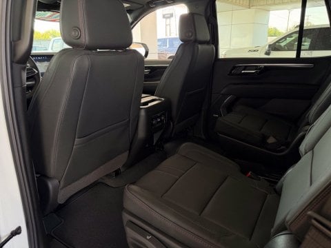 New Summit White 2027 Chevrolet Tahoe RST RWD - photo 15 - Stock #270048