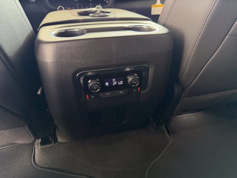 New Summit White 2027 Chevrolet Tahoe RST RWD - photo 22 - Stock #270048