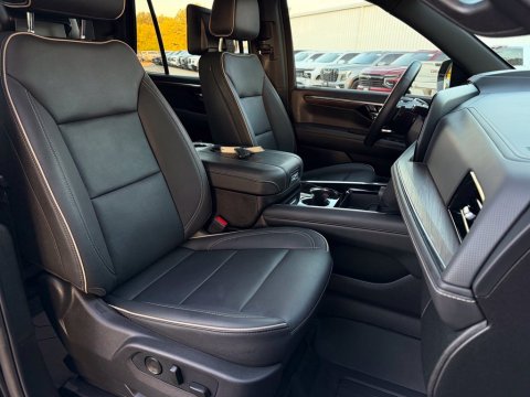 Certified Pre-Owned Black 2026 Chevrolet Tahoe Premier RWD - photo 19 - Stock #261388A