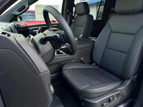 2026 Chevrolet Suburban LT - Photo 14