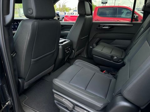 2026 Chevrolet Suburban LT - Photo 16